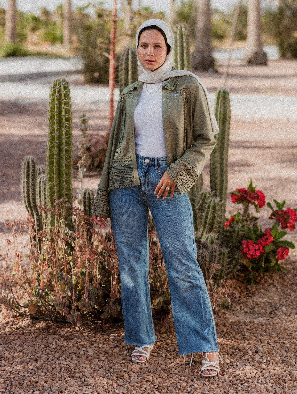 OLIVE GREEN EMBROIDERED LINEN SHIRT