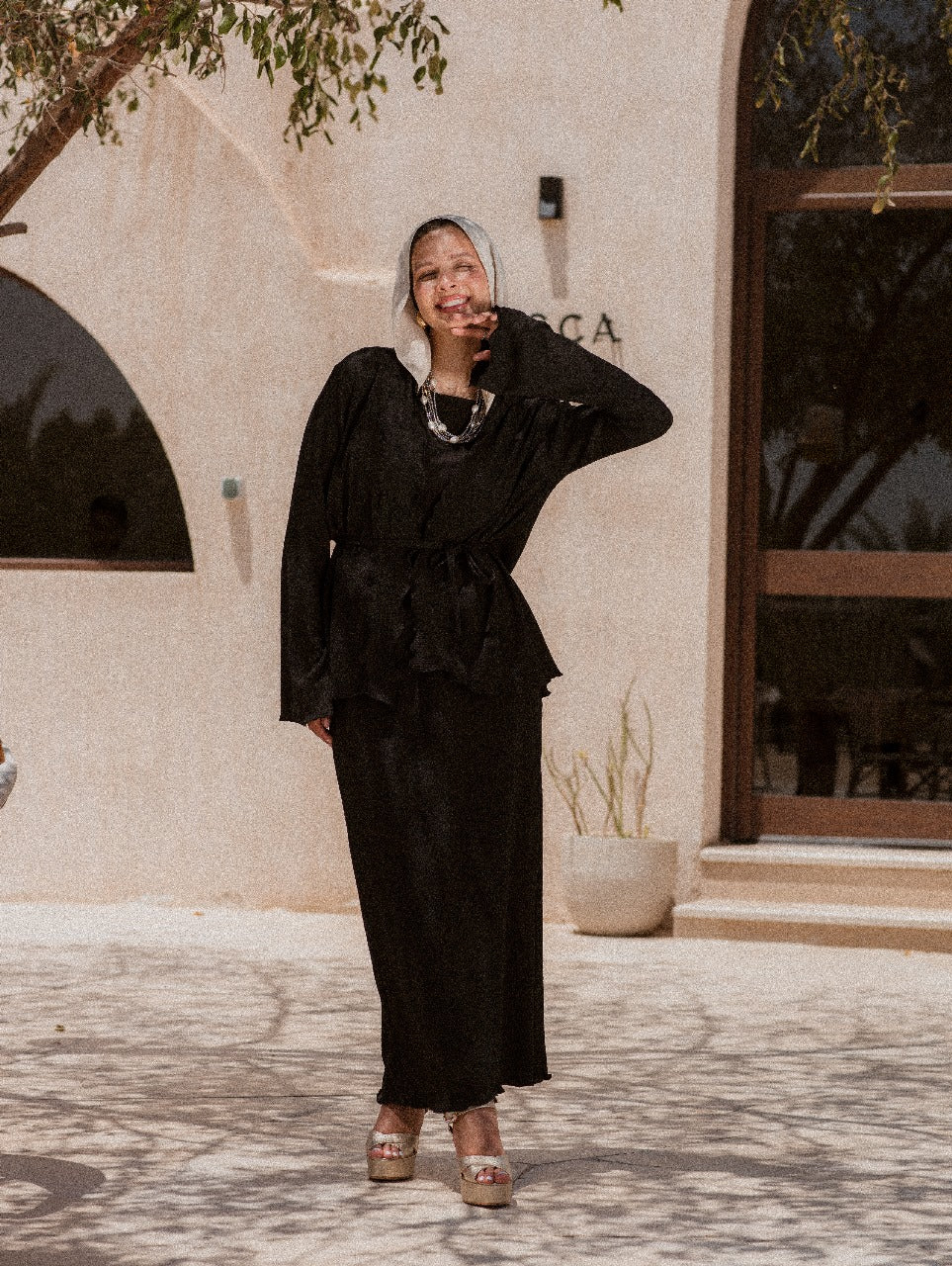 BLACK KORESHA SKIRT
