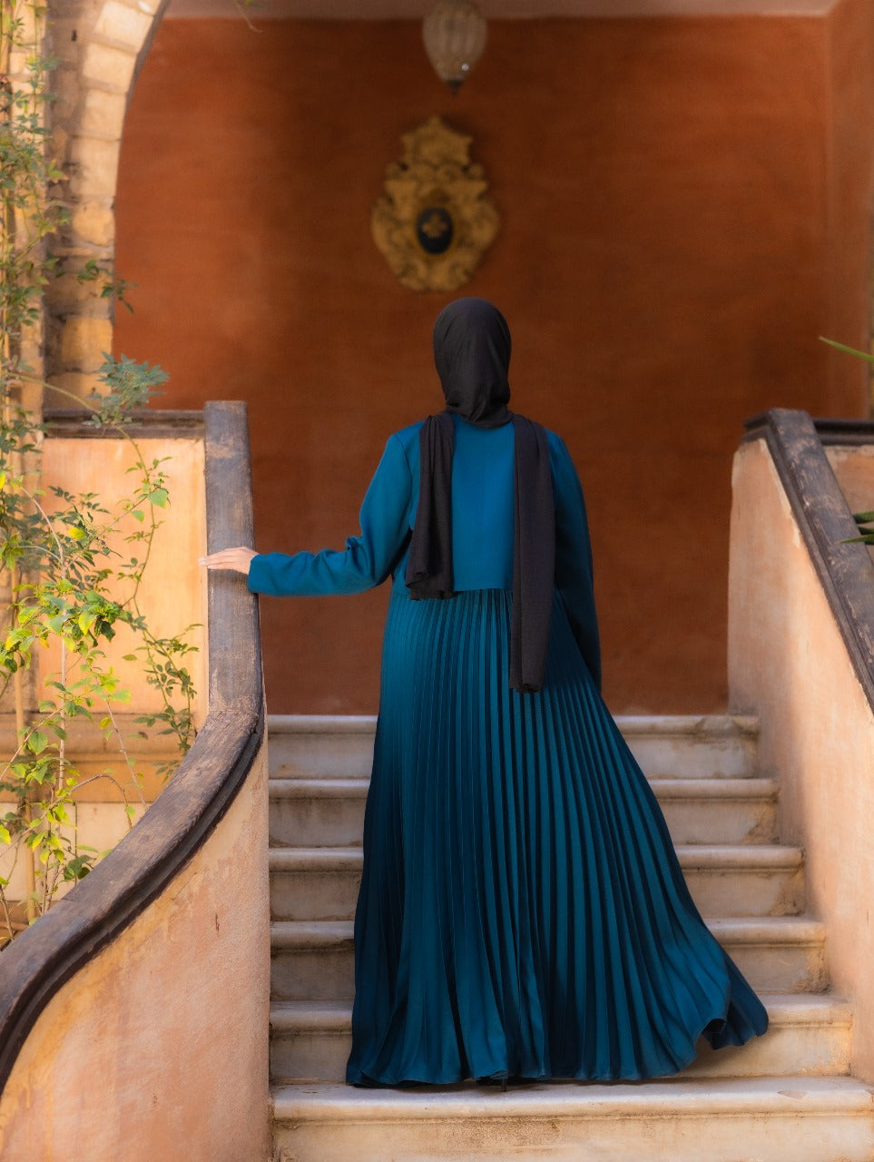 TEAL HALF PLEATED ABAYA