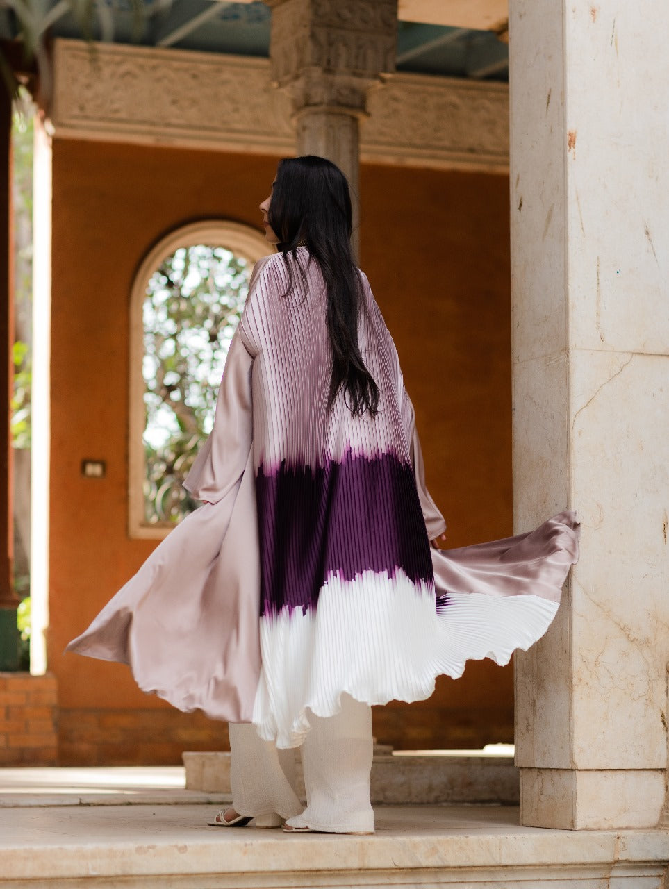 NUDE PLEATED TRIO KAFTAN
