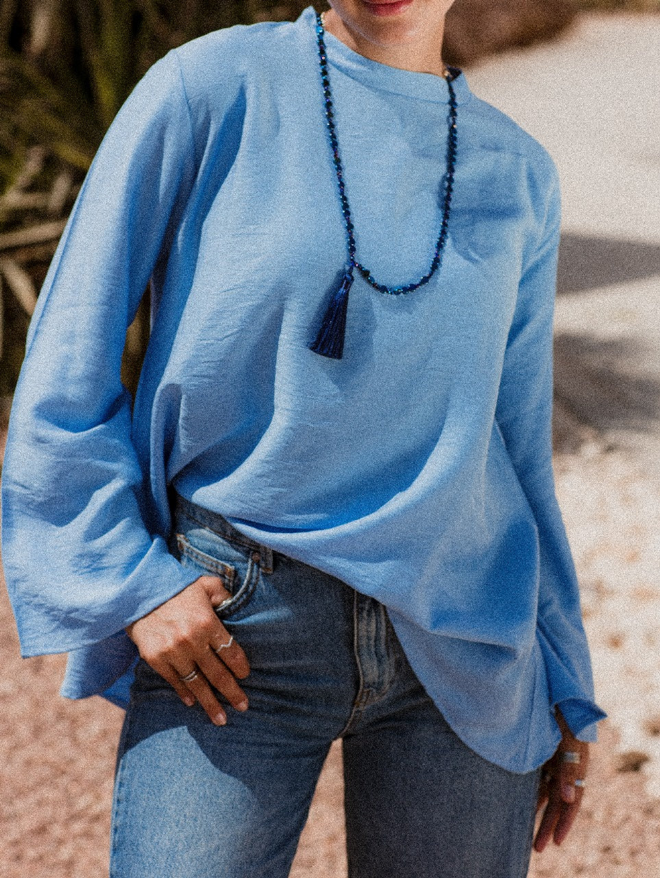 BLUE LINEN LONG SLEEVE BASIC