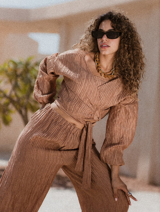 CAMEL PLISSE KORESHA BLOUSE