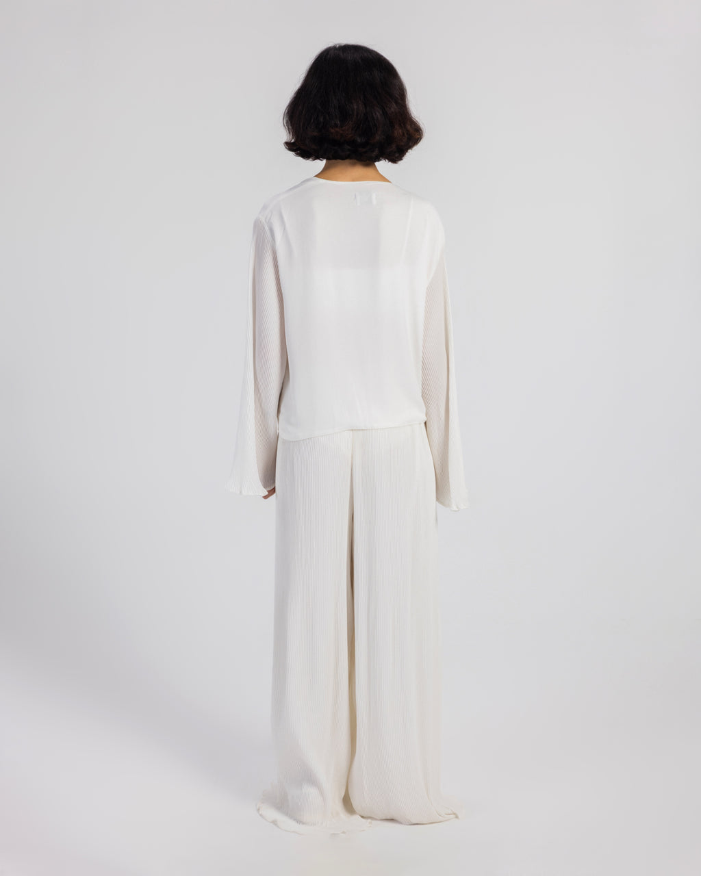 WHITE PLISSE SET