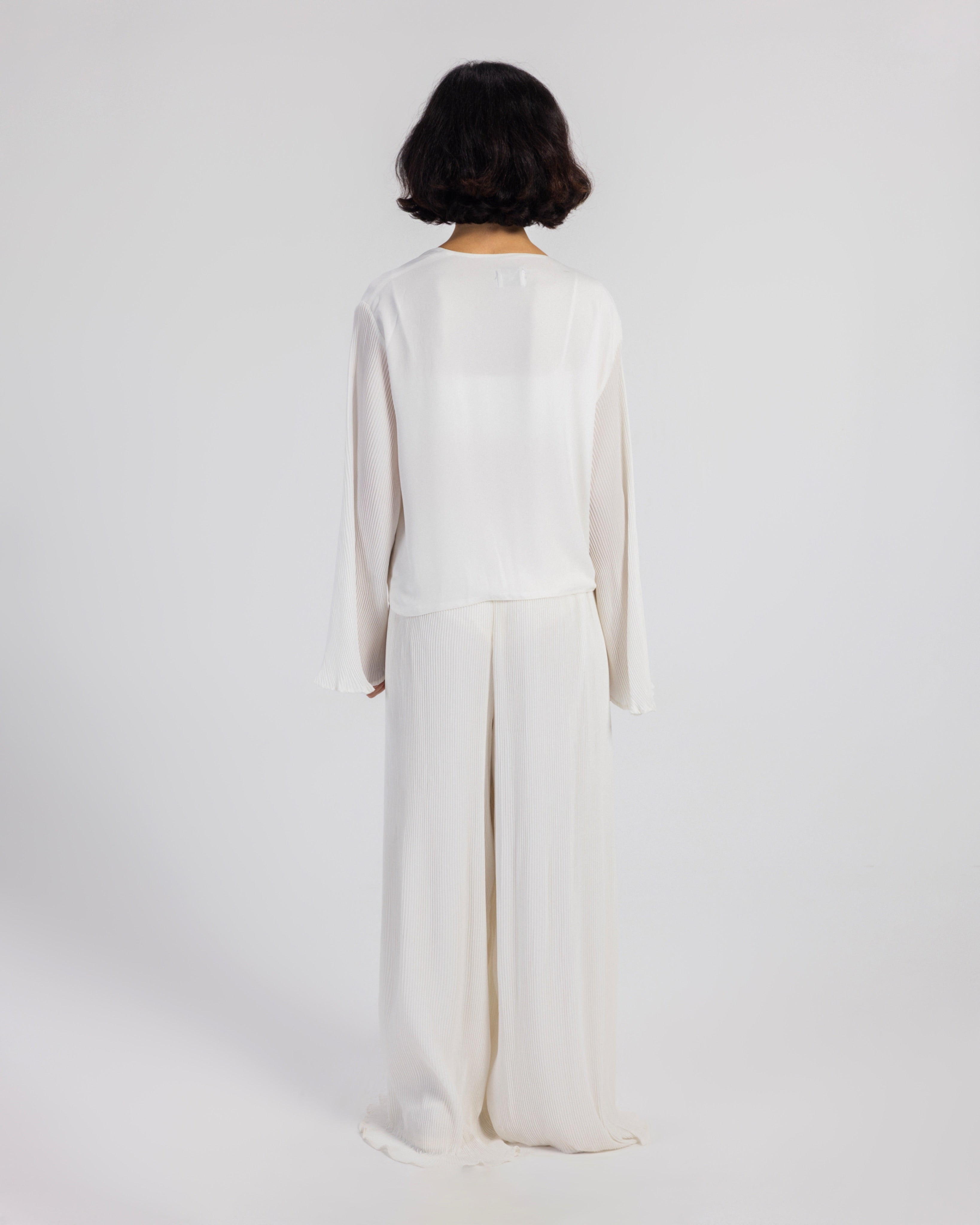 WHITE PLISSE SET