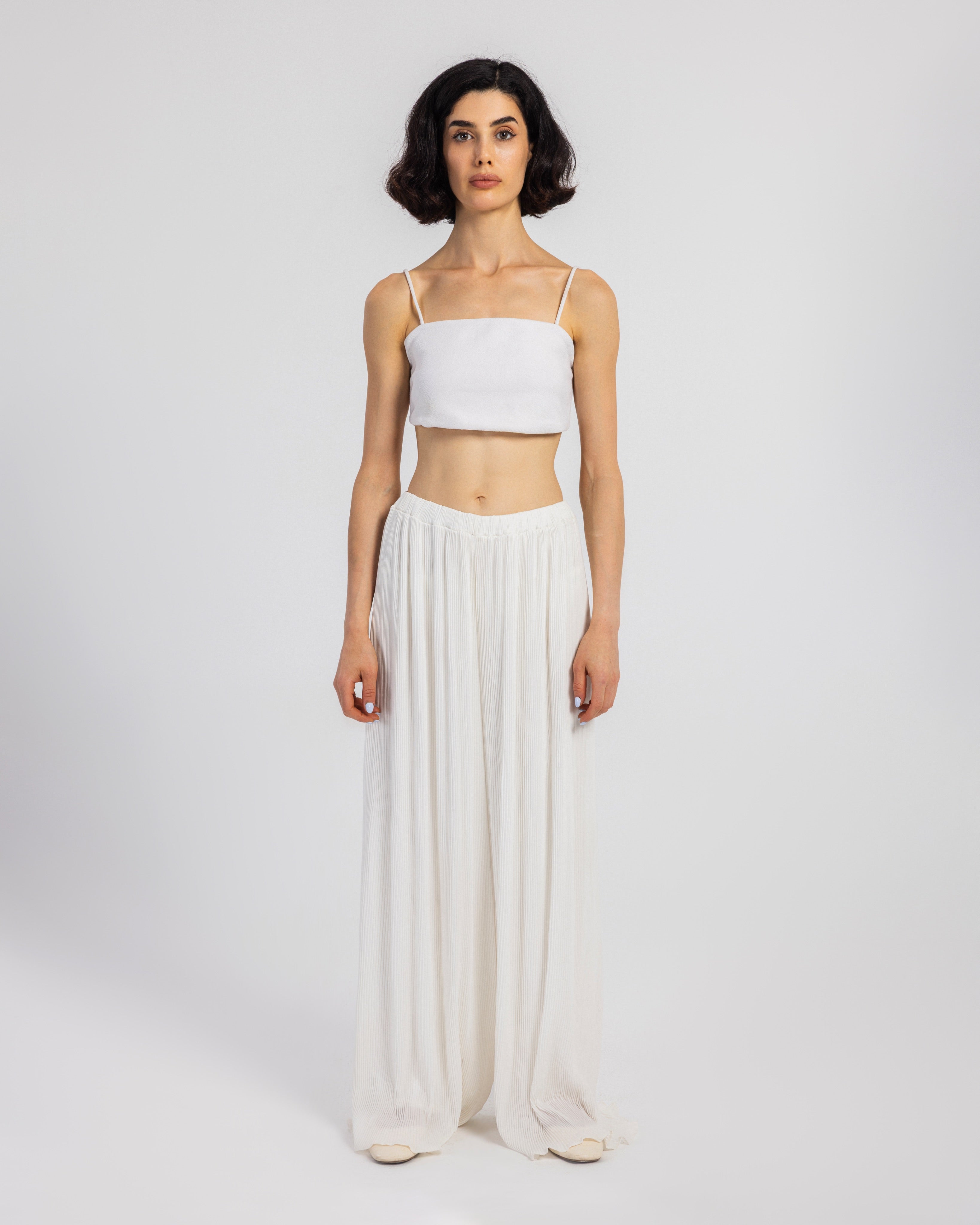 WHITE PLISSE PANTS