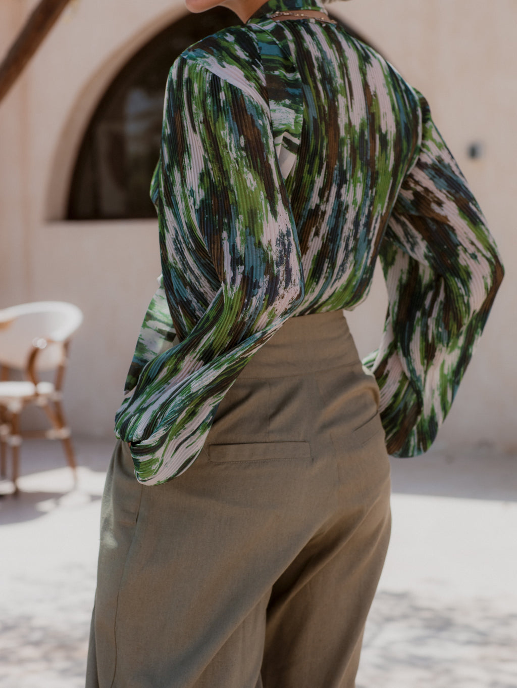 GREEN PRINT PLISSE BLOUSE