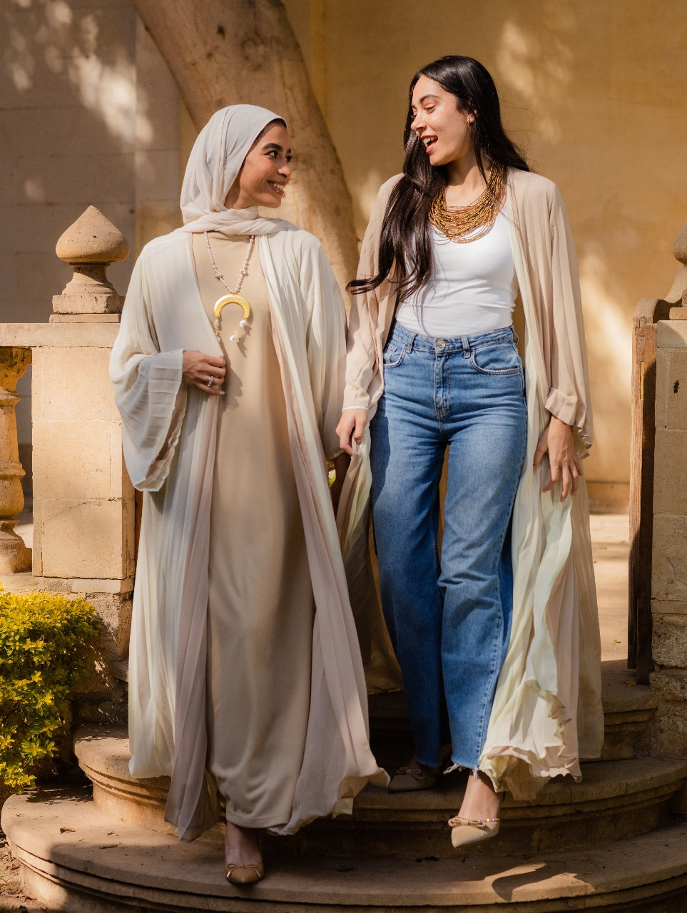 OFF WHITE/BEIGE DOUBLE SIDED PLISSE ABAYA