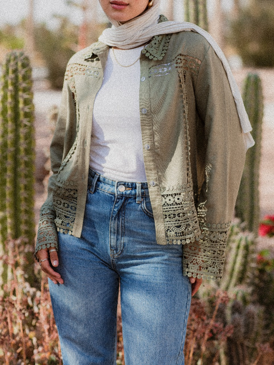 OLIVE GREEN EMBROIDERED LINEN SHIRT