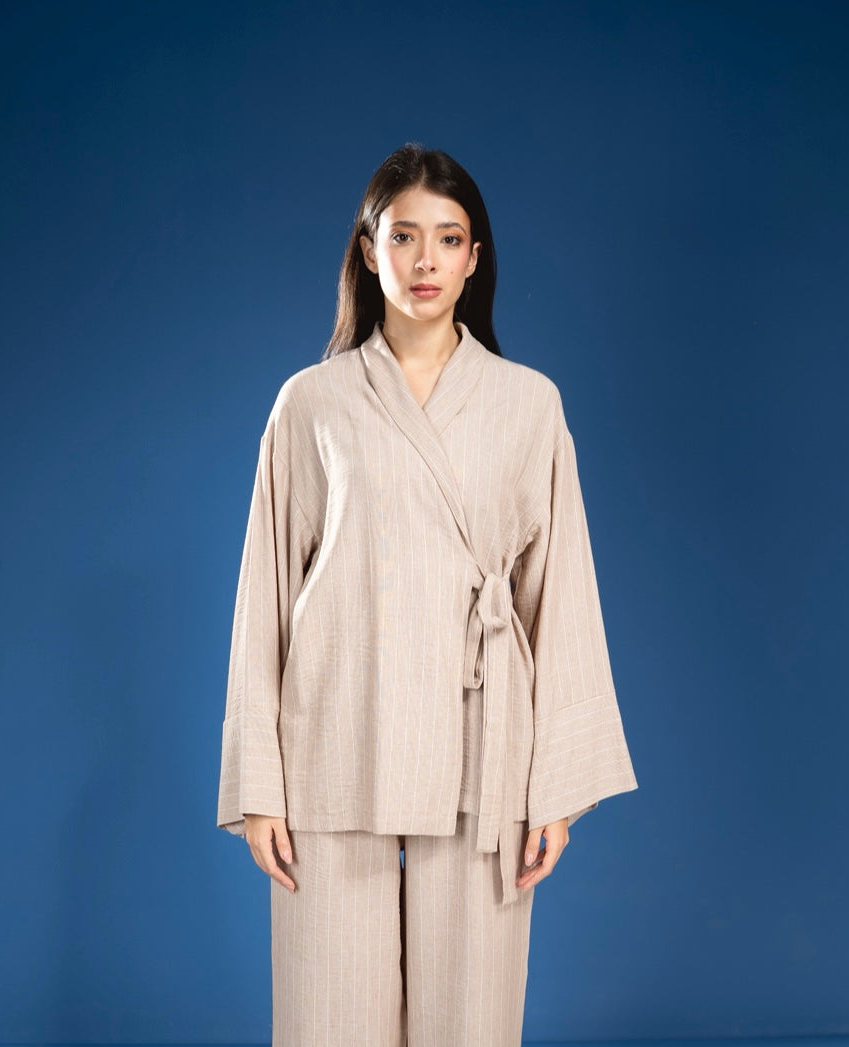 BEIGE LINED LINEN BLOUSE